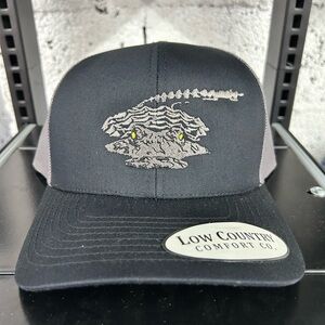 Low Country Comfort Co. Gator Patch Trucker Hat - Black/Grey - NWT